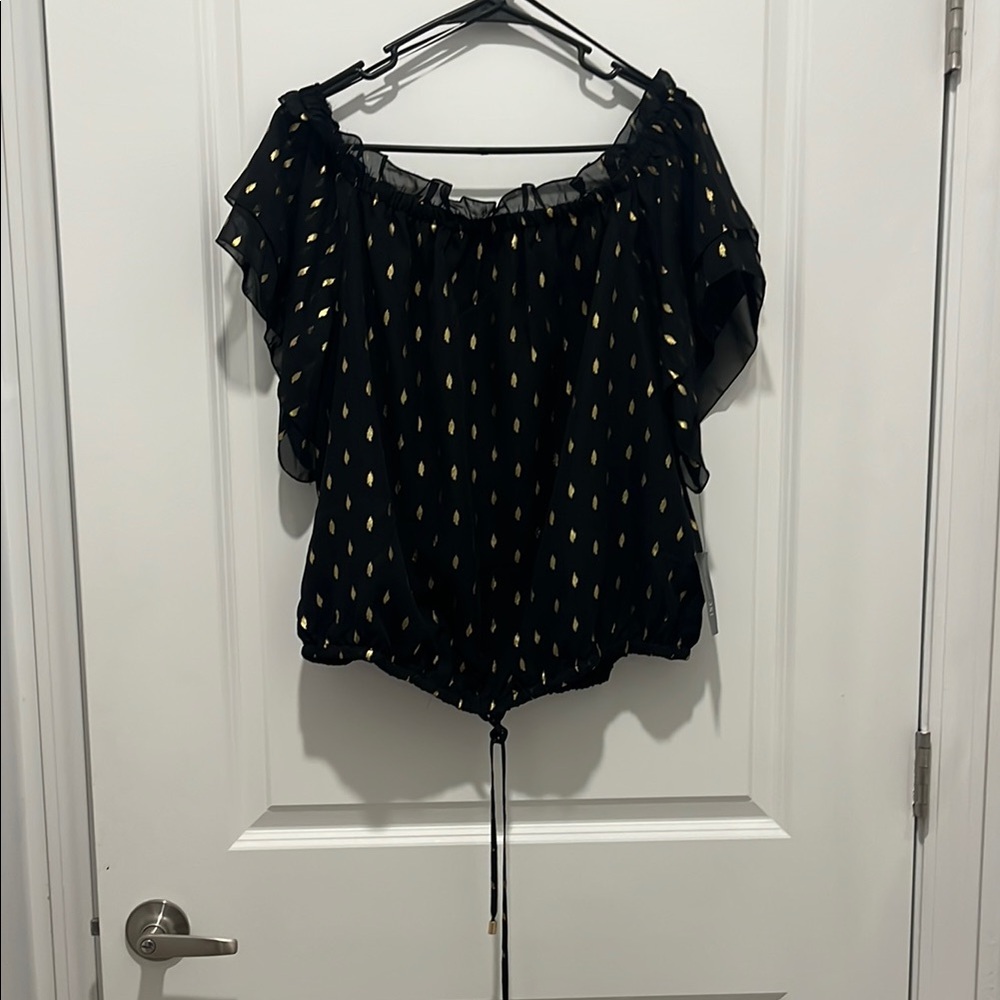 Elegant Black and Gold Women's Top